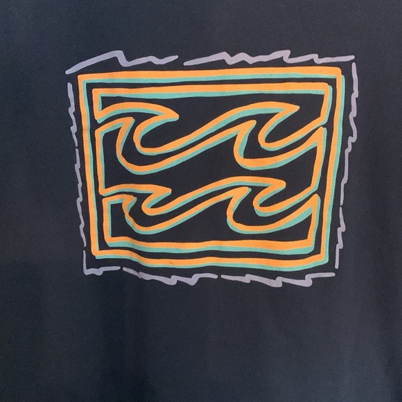 A XXL black BILLABONG T-shirt. 100% cotton. Great for young teens. - Picture 3 of 6